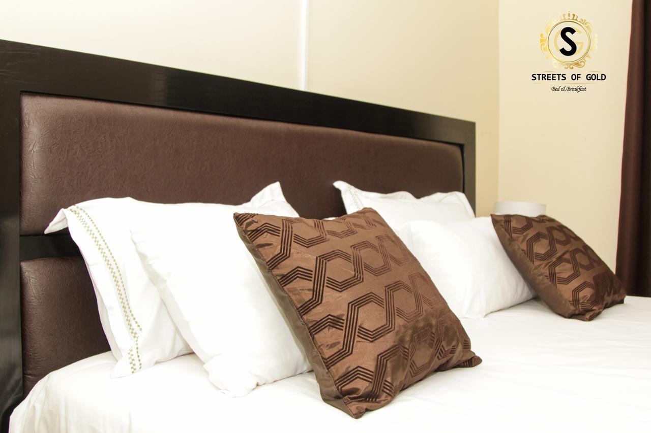 Streets Of Gold Guest House Gaborone Bagian luar foto
