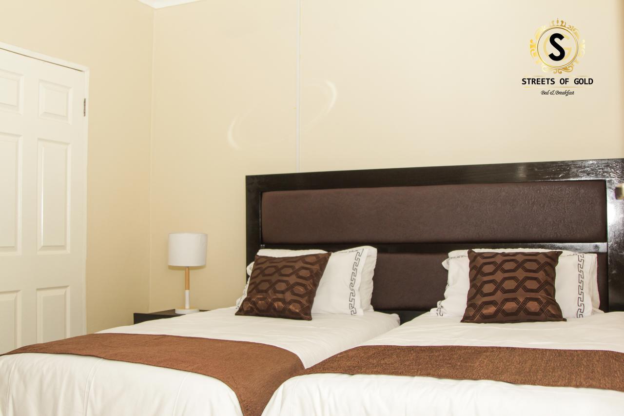 Streets Of Gold Guest House Gaborone Bagian luar foto